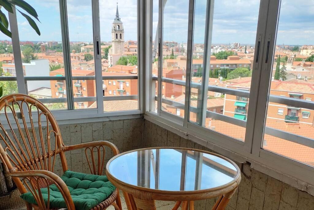 Apartamento Deluxe El Camino Алькала-де-Энарес Экстерьер фото