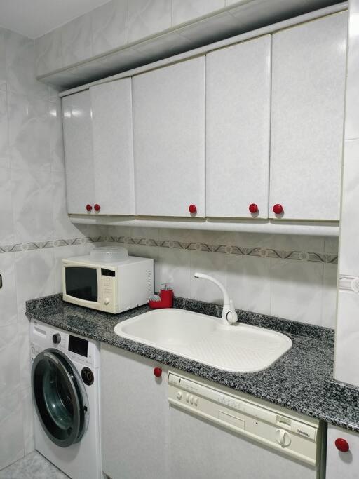 Apartamento Deluxe El Camino Алькала-де-Энарес Экстерьер фото