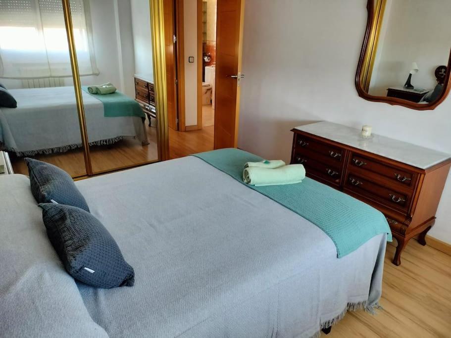 Apartamento Deluxe El Camino Алькала-де-Энарес Экстерьер фото