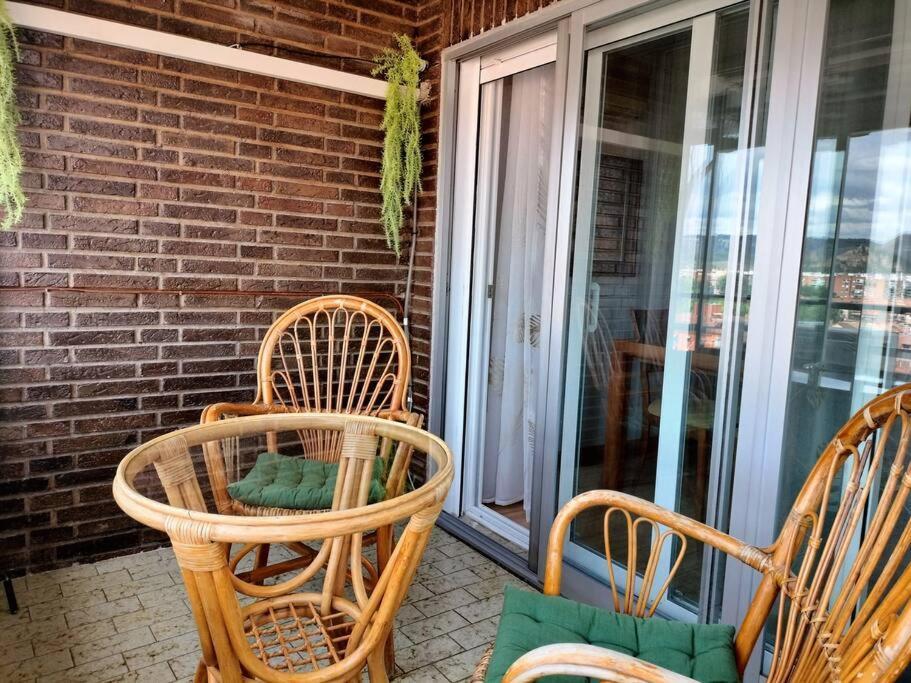 Apartamento Deluxe El Camino Алькала-де-Энарес Экстерьер фото