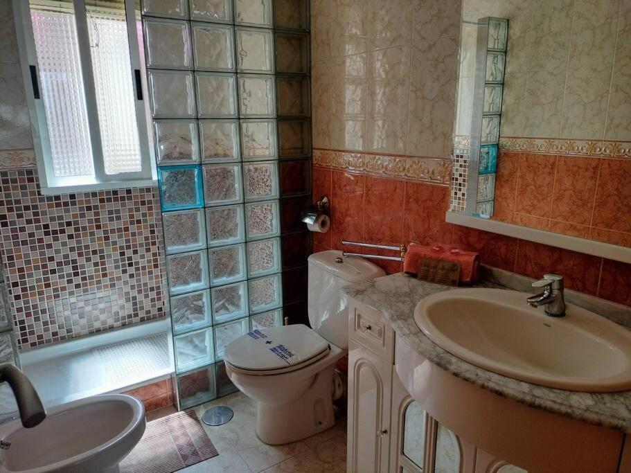 Apartamento Deluxe El Camino Алькала-де-Энарес Экстерьер фото